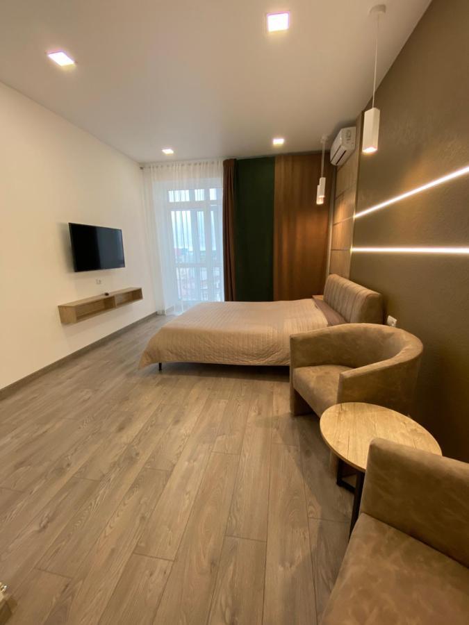 Чудова Квартира В Центрі Міста Rivne Exteriör bild